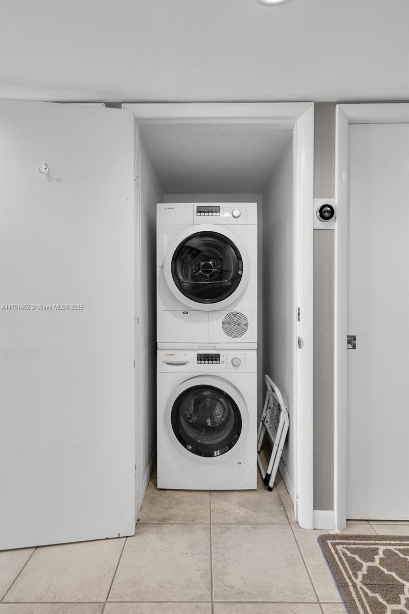 BAYVIEW TERRACE CONDO - Residential