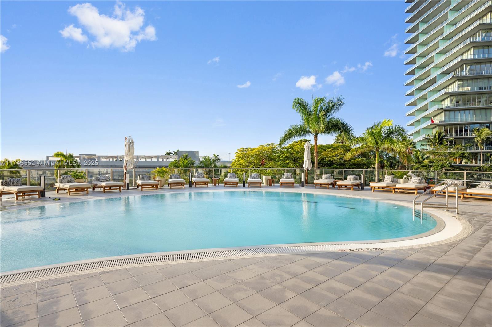 2655 SOUTH BAYSHORE DRIVE - Residential