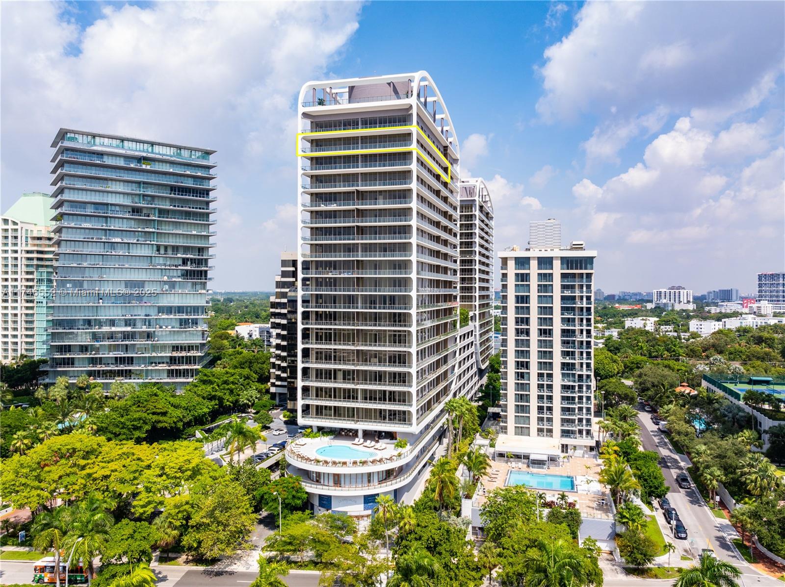 2655 SOUTH BAYSHORE DRIVE - Residential