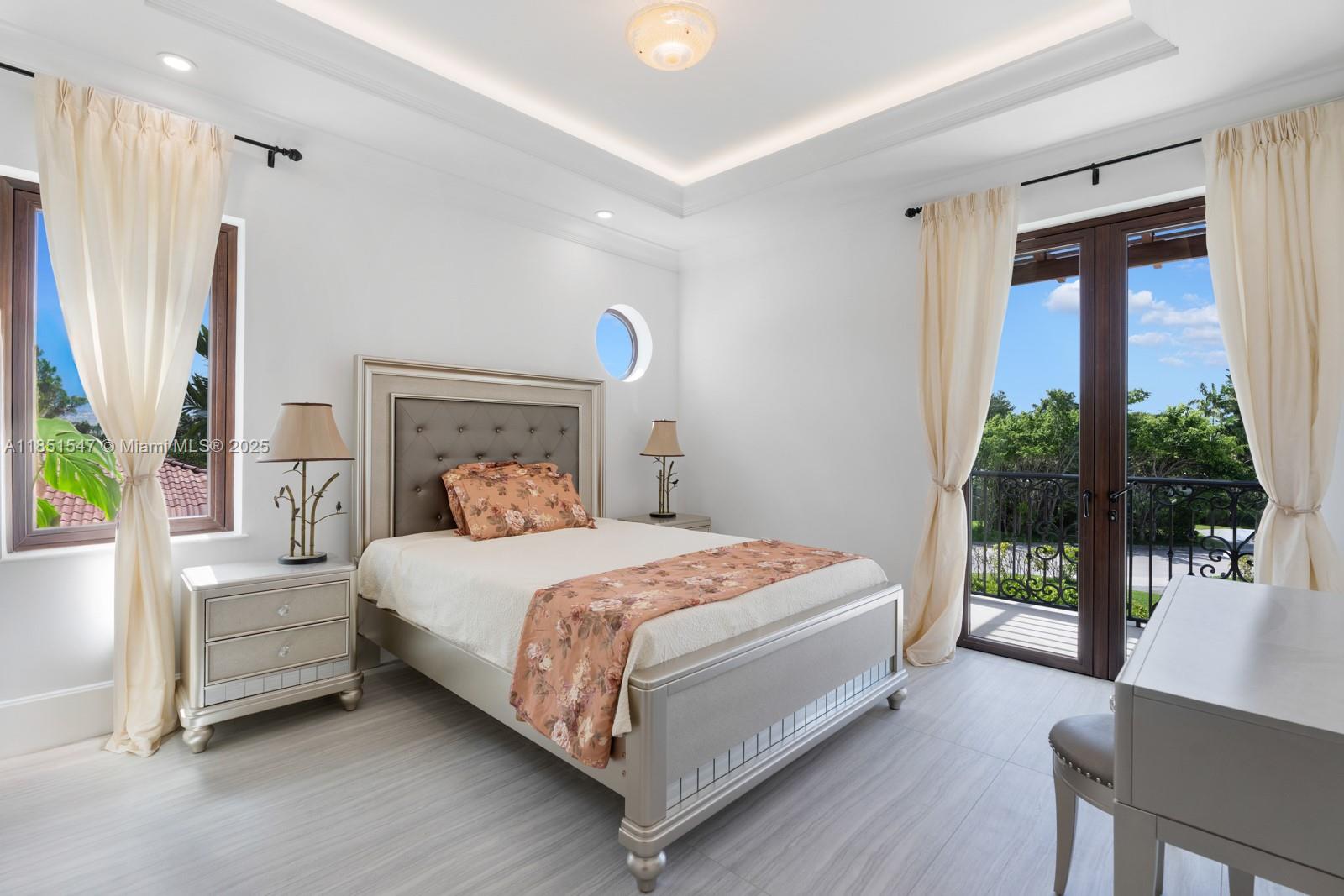 ALTOS DEL MAR NO 5 - Residential