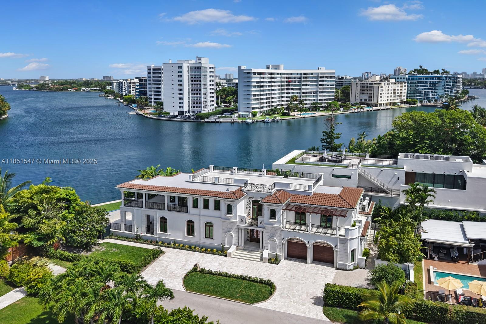 ALTOS DEL MAR NO 5 - Residential