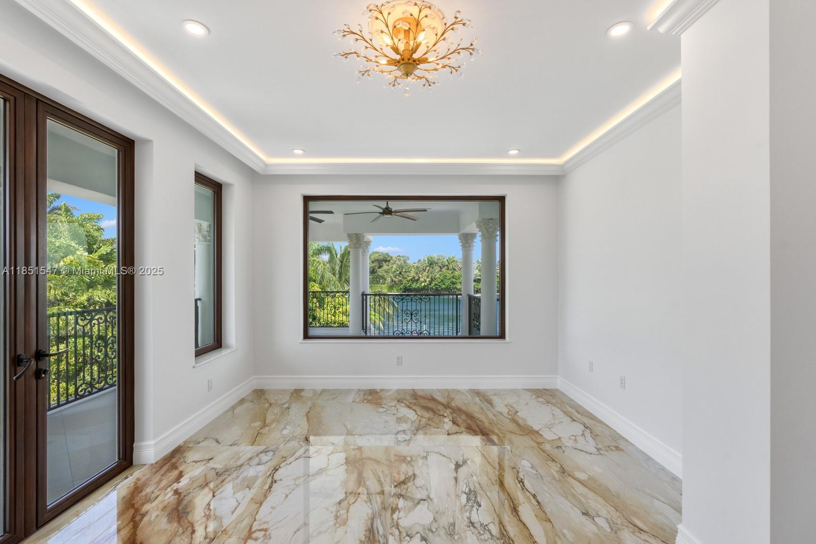 ALTOS DEL MAR NO 5 - Residential