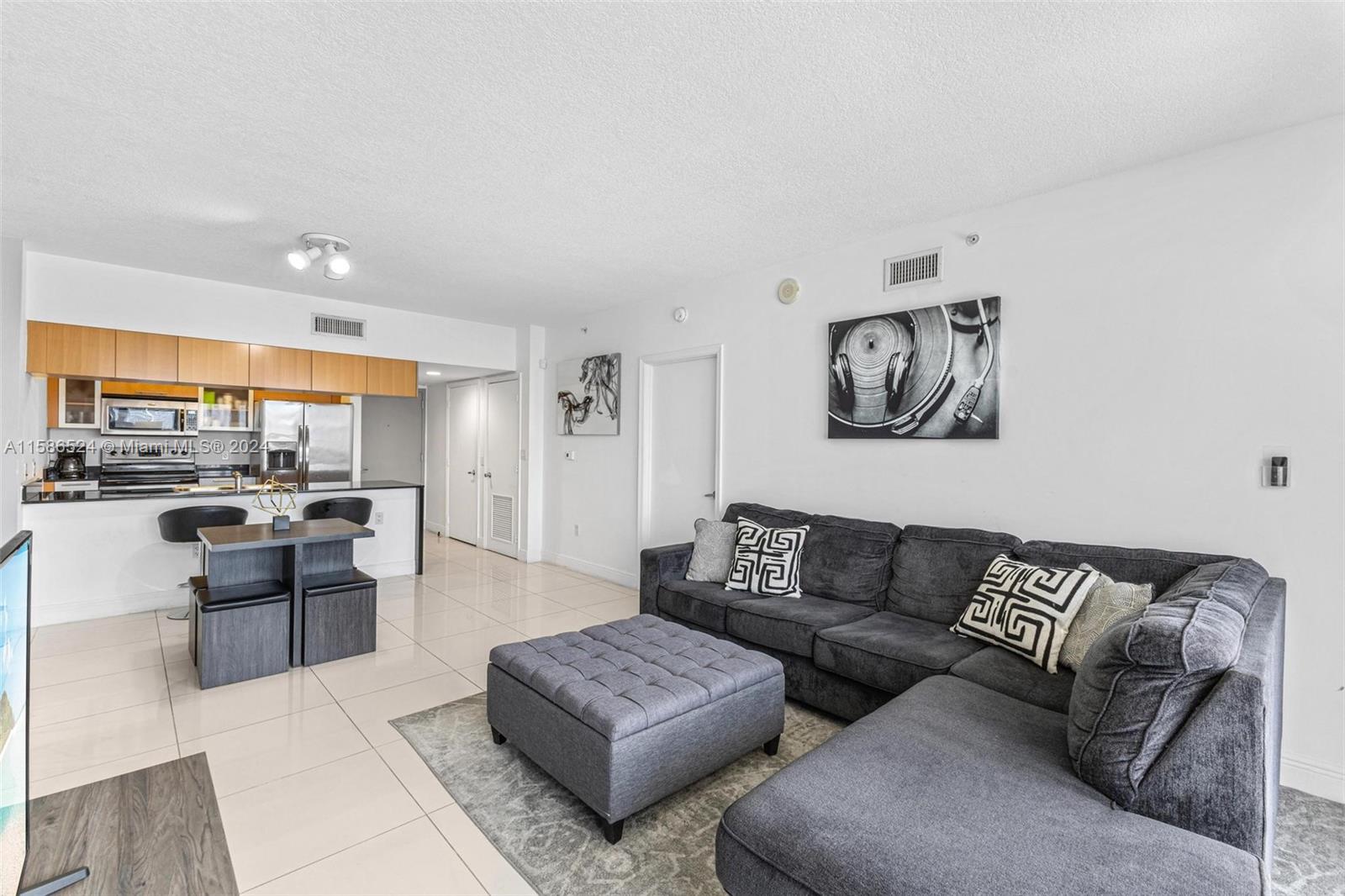 OPERA TOWER CONDO - Residential Lease