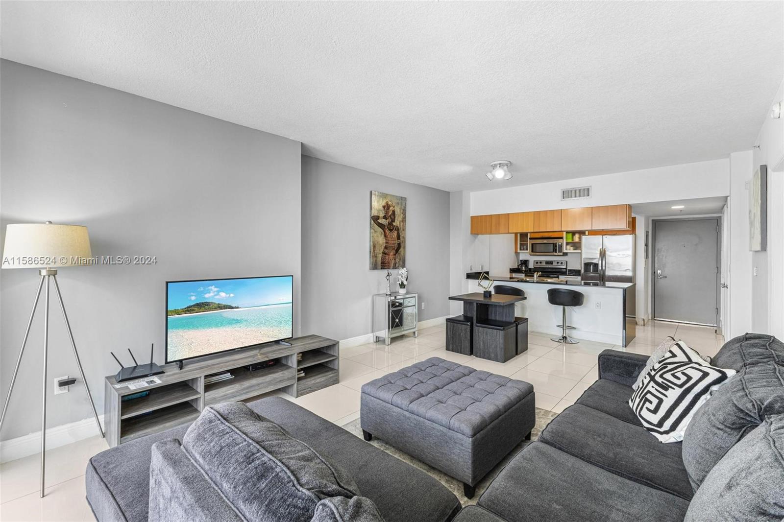 OPERA TOWER CONDO - Residential Lease