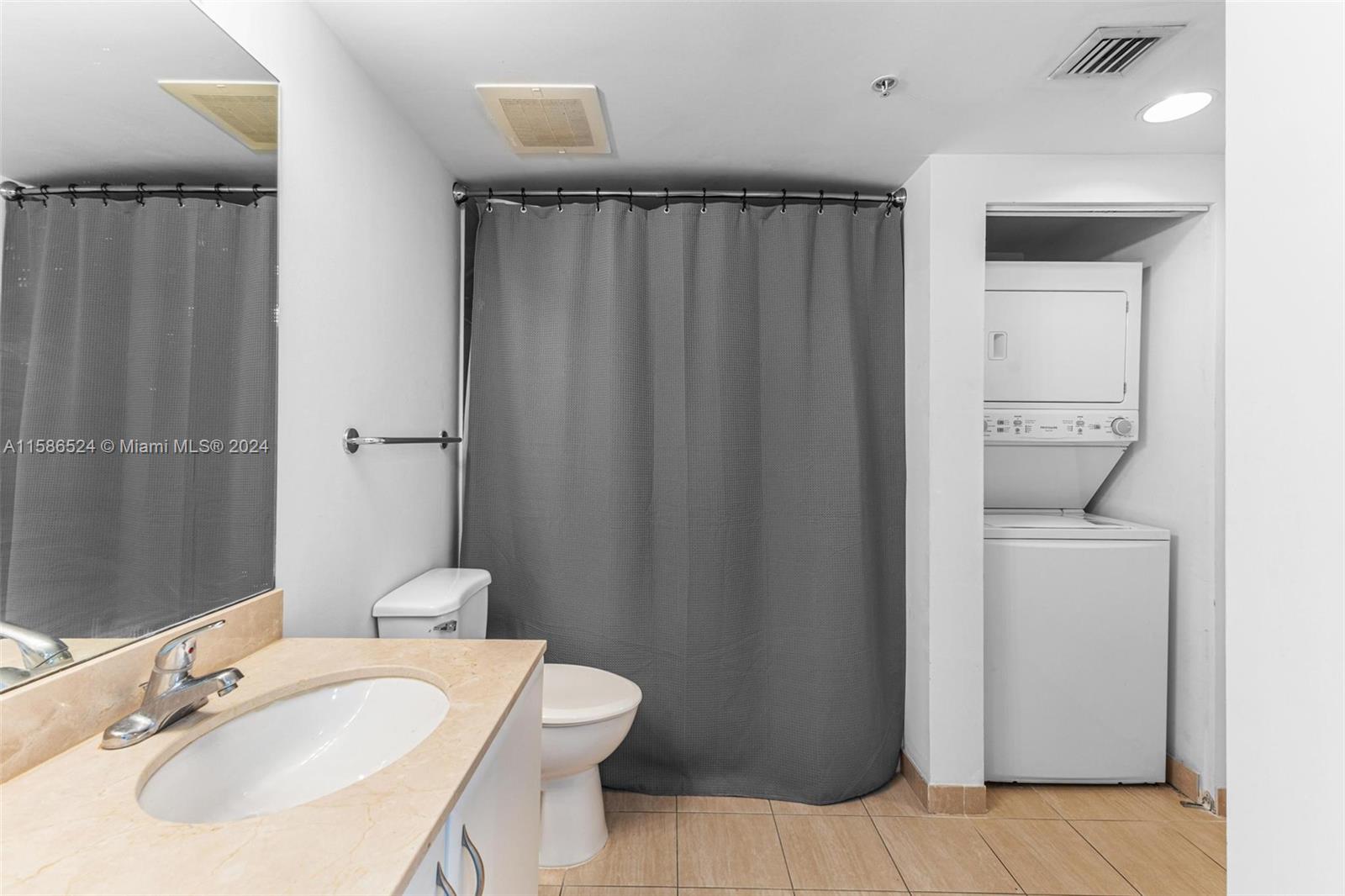 OPERA TOWER CONDO - Residential Lease