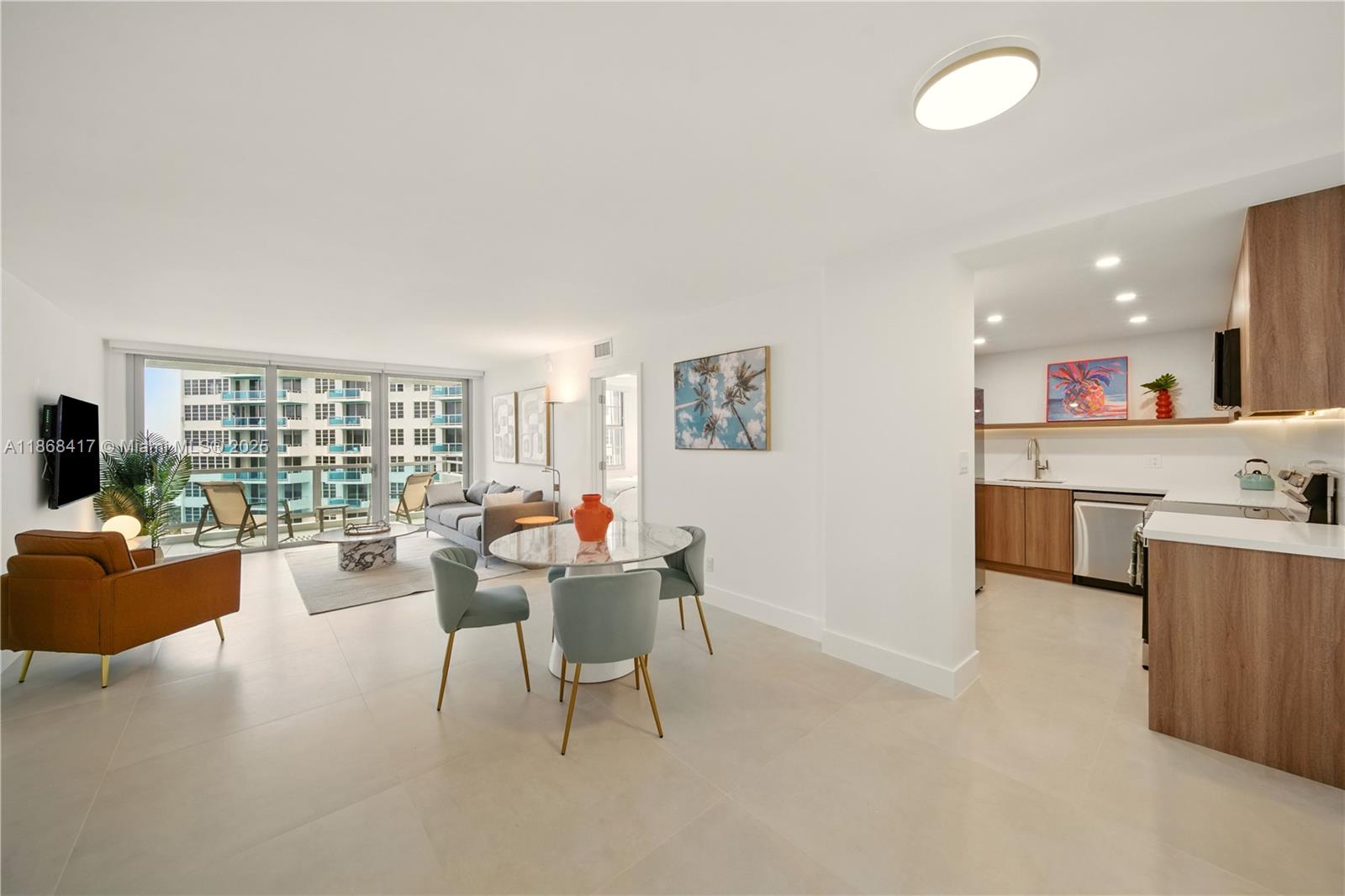5151 Collins Ave 1026