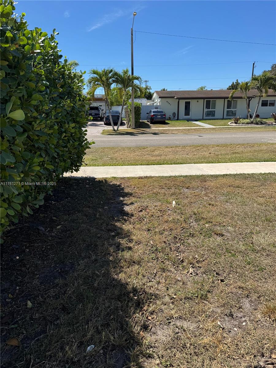 PALMETTO COUNTRY CLUB EST - Residential Lease