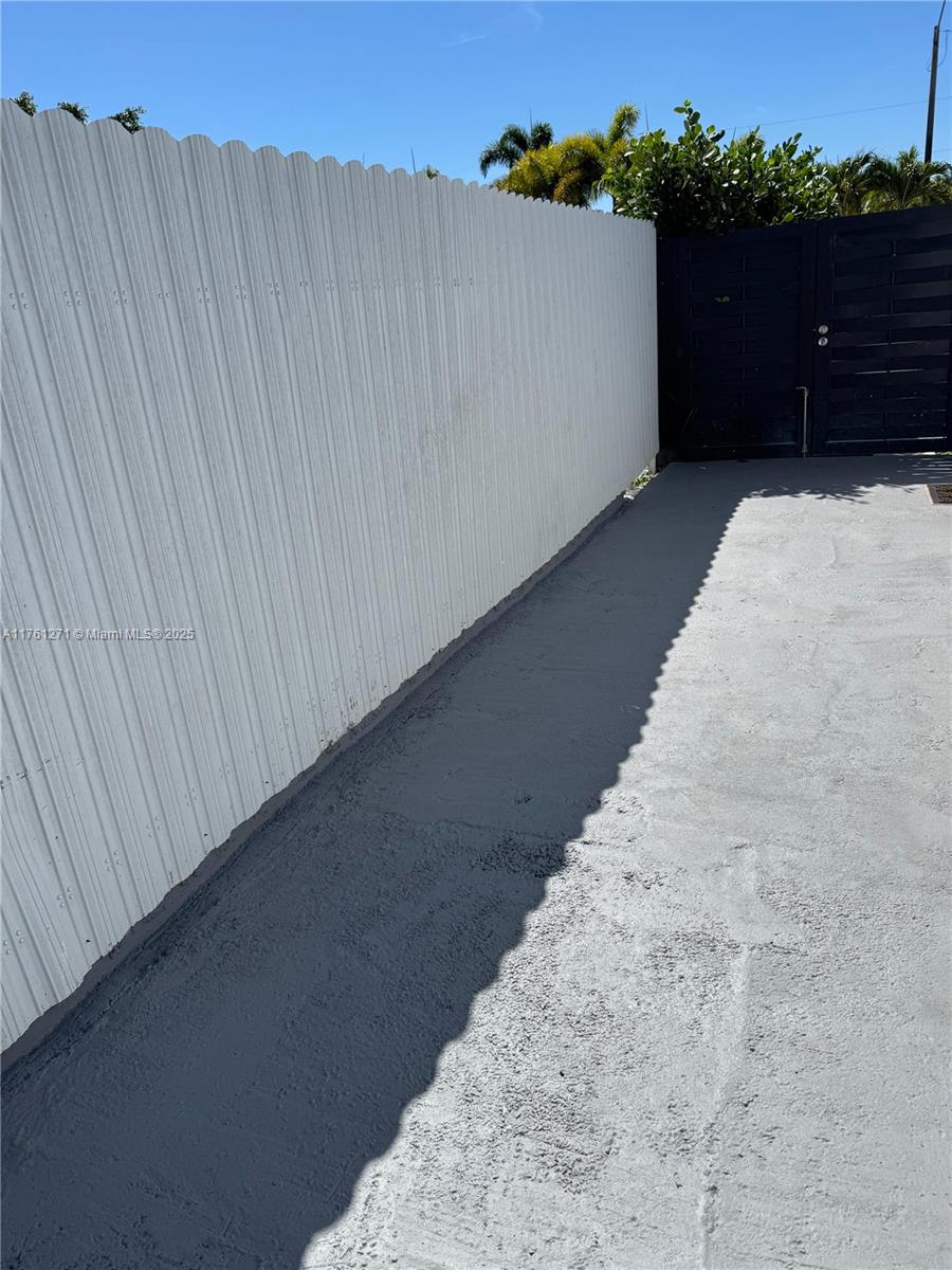 PALMETTO COUNTRY CLUB EST - Residential Lease