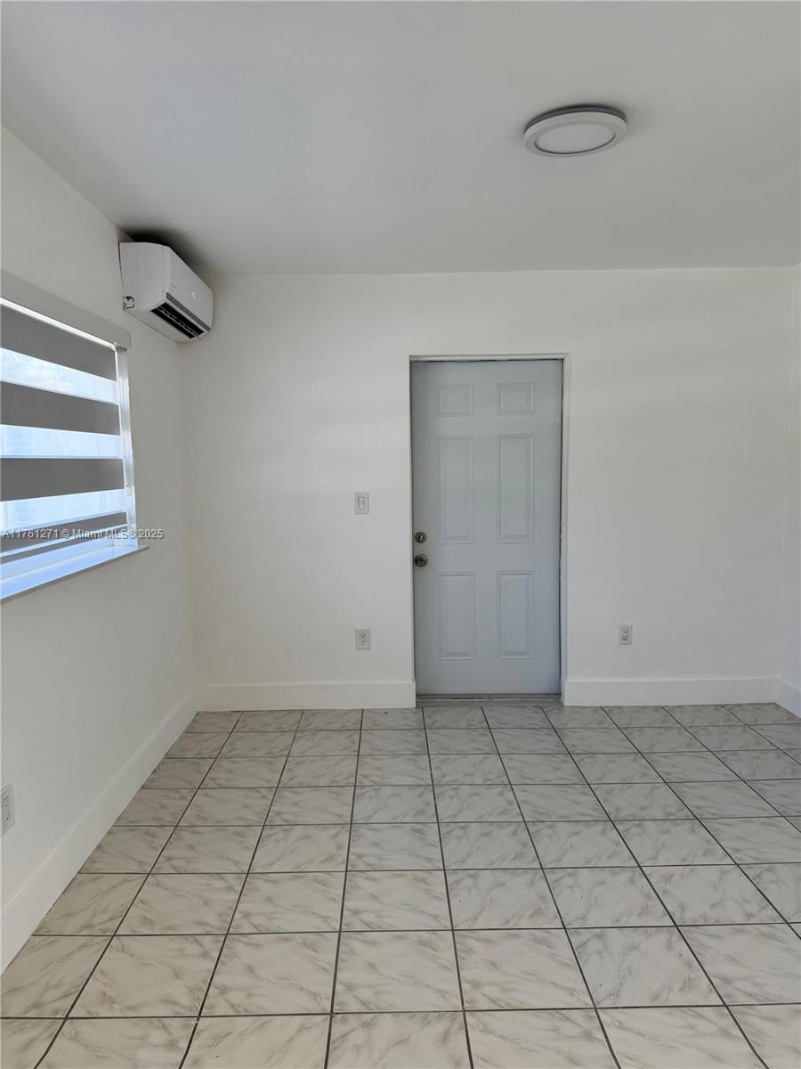 PALMETTO COUNTRY CLUB EST - Residential Lease