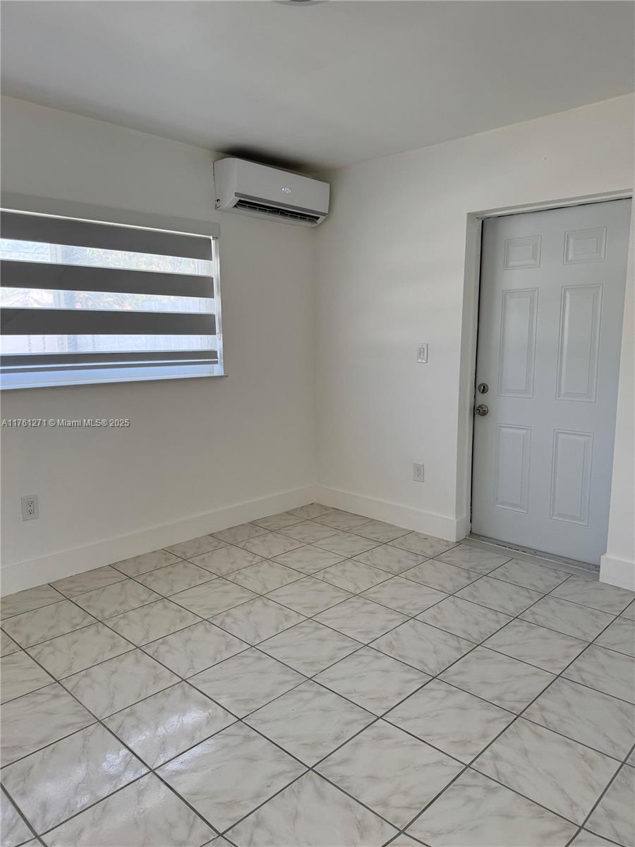 PALMETTO COUNTRY CLUB EST - Residential Lease