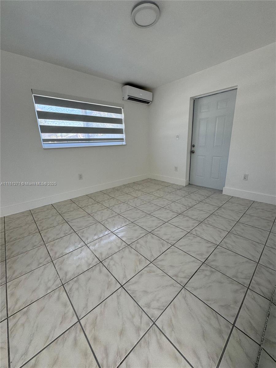 PALMETTO COUNTRY CLUB EST - Residential Lease