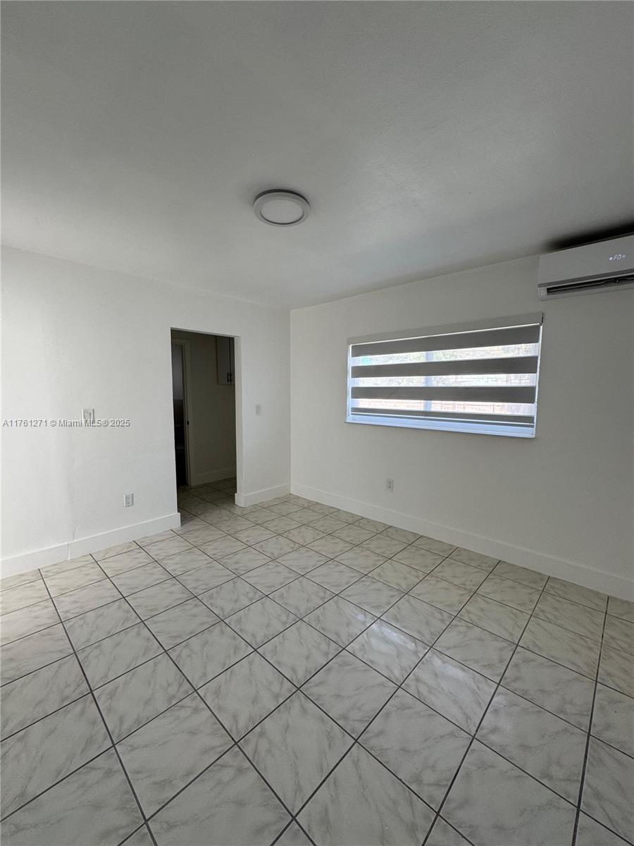 PALMETTO COUNTRY CLUB EST - Residential Lease