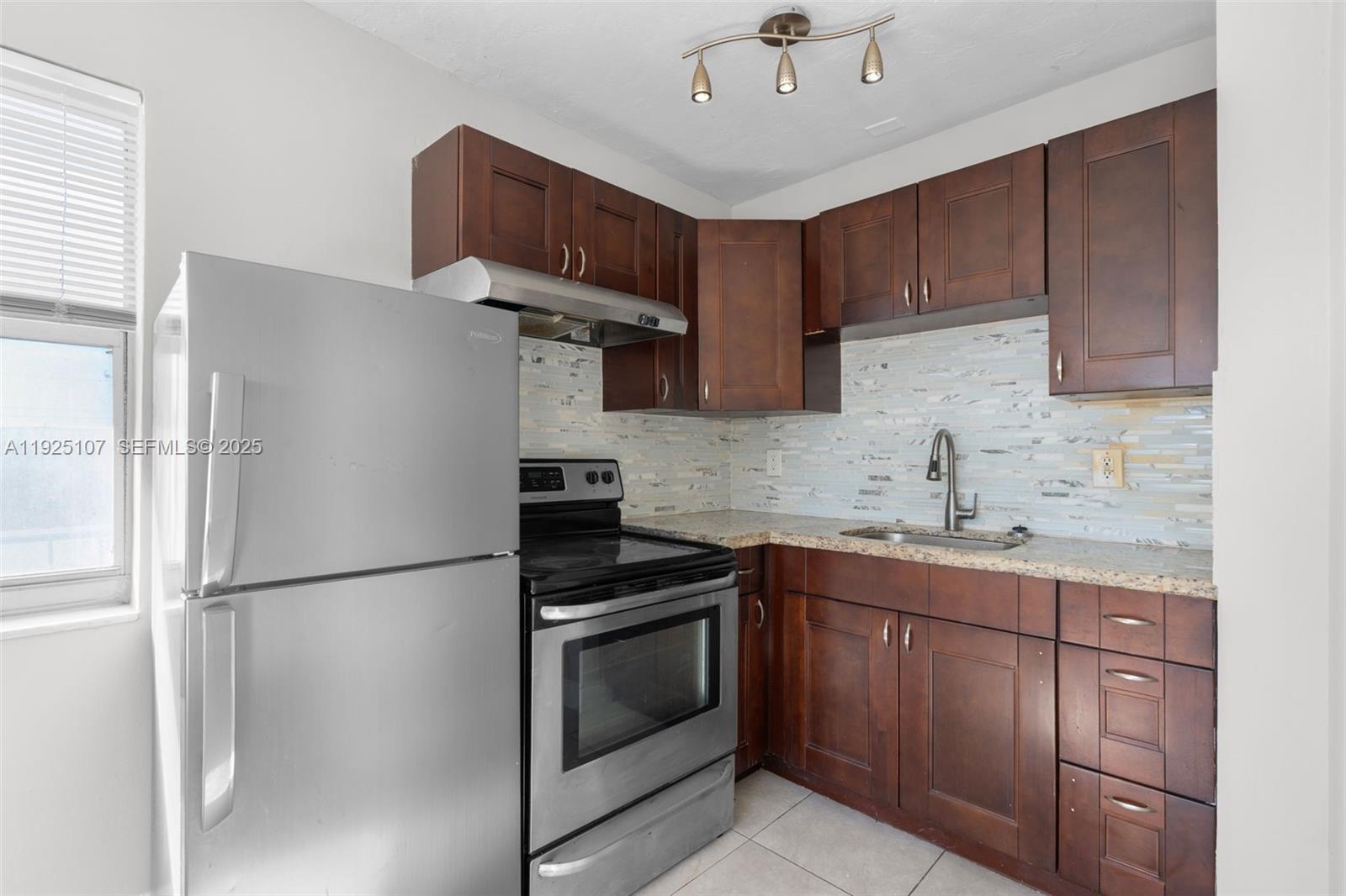 PROSPECT GARDENS - Residential Lease