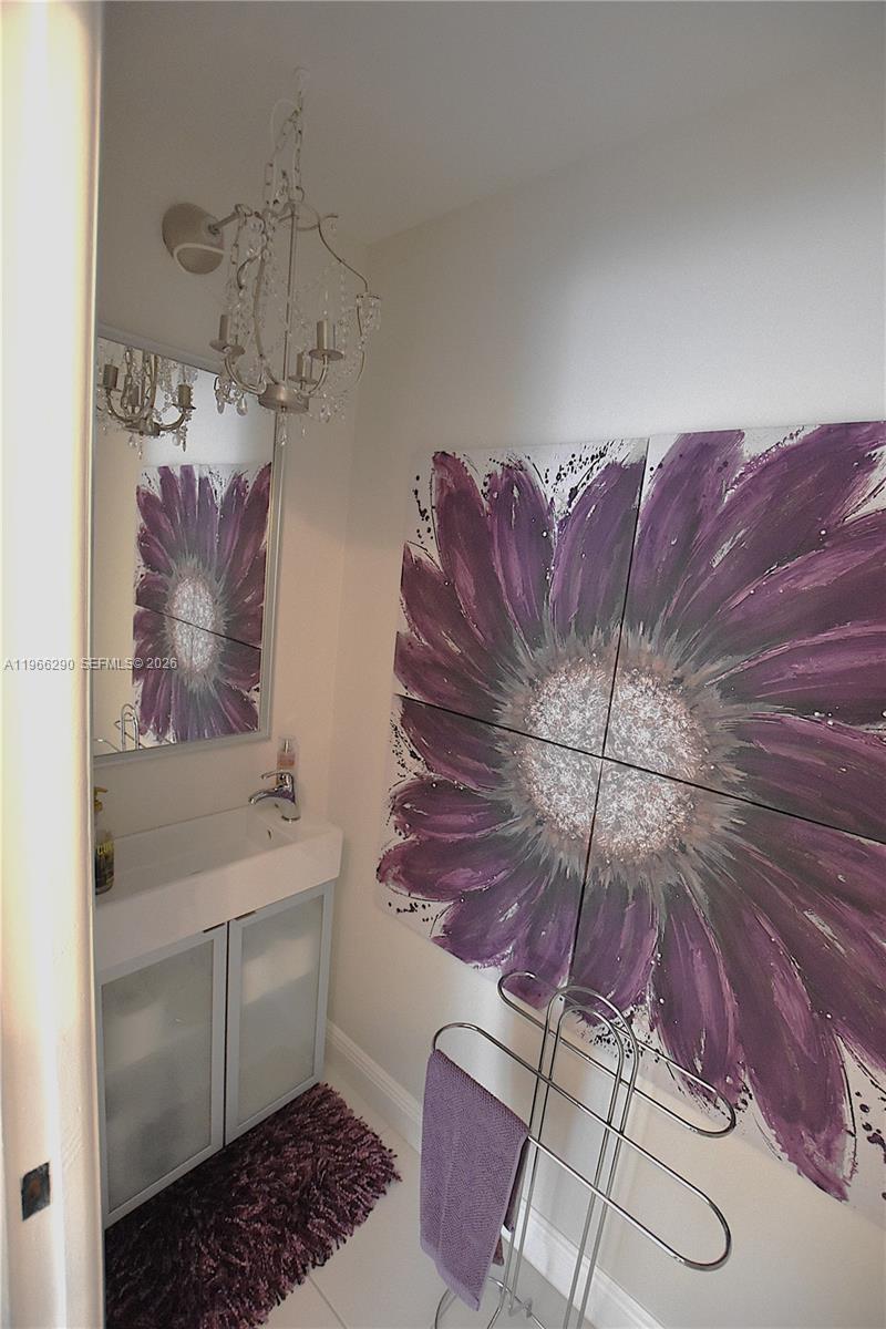 COVERED BRIDGE CONDO - Residential