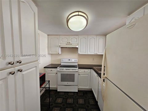 Tiny photo for 15600 NW 7th Ave #704, Miami, FL 33169 (MLS # A12042620)
