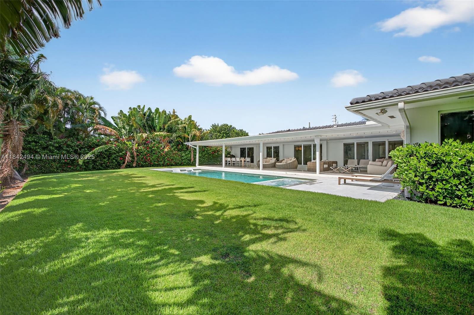 DIPLOMAT GOLF ESTATES - Residential