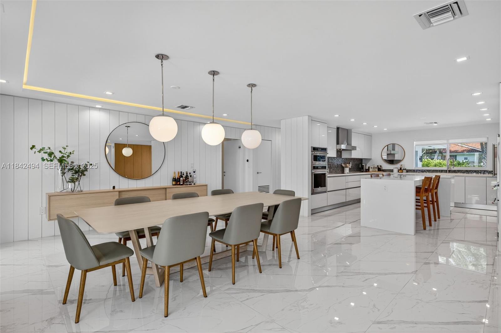 DIPLOMAT GOLF ESTATES - Residential