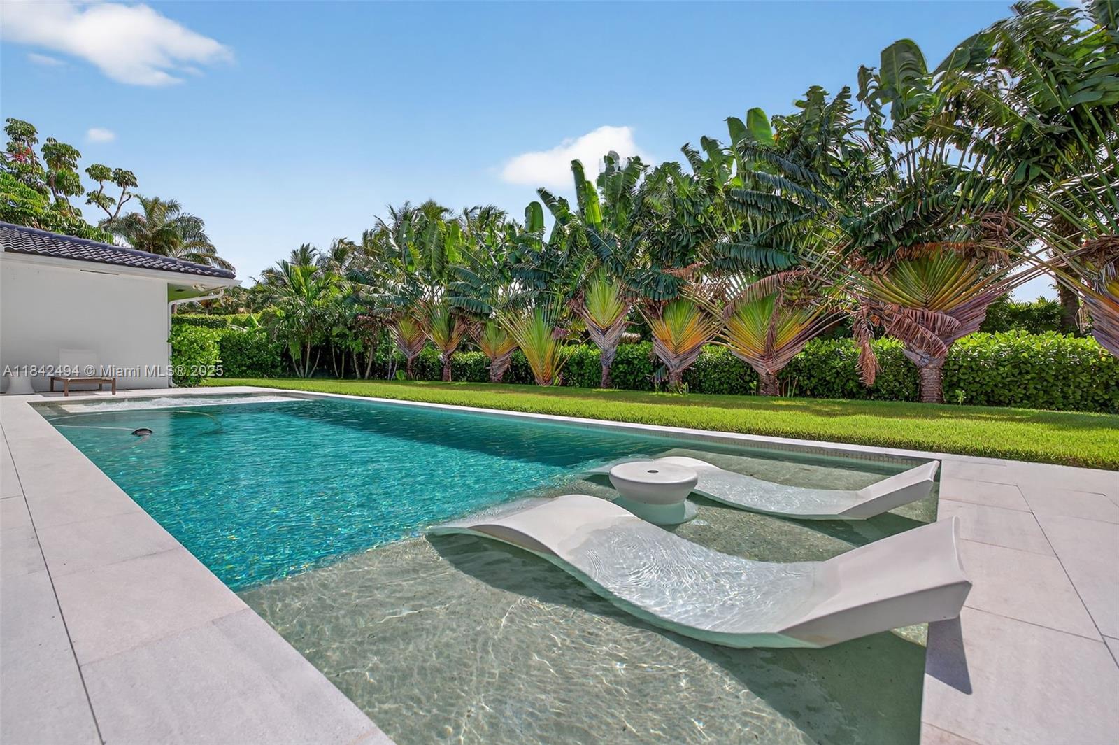 DIPLOMAT GOLF ESTATES - Residential