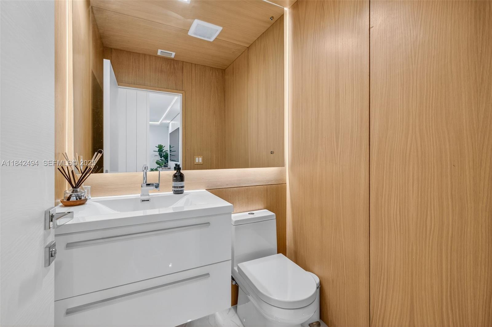 DIPLOMAT GOLF ESTATES - Residential