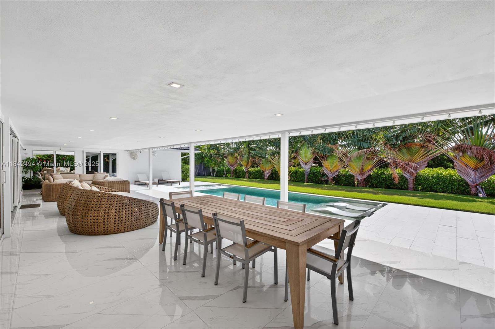 DIPLOMAT GOLF ESTATES - Residential