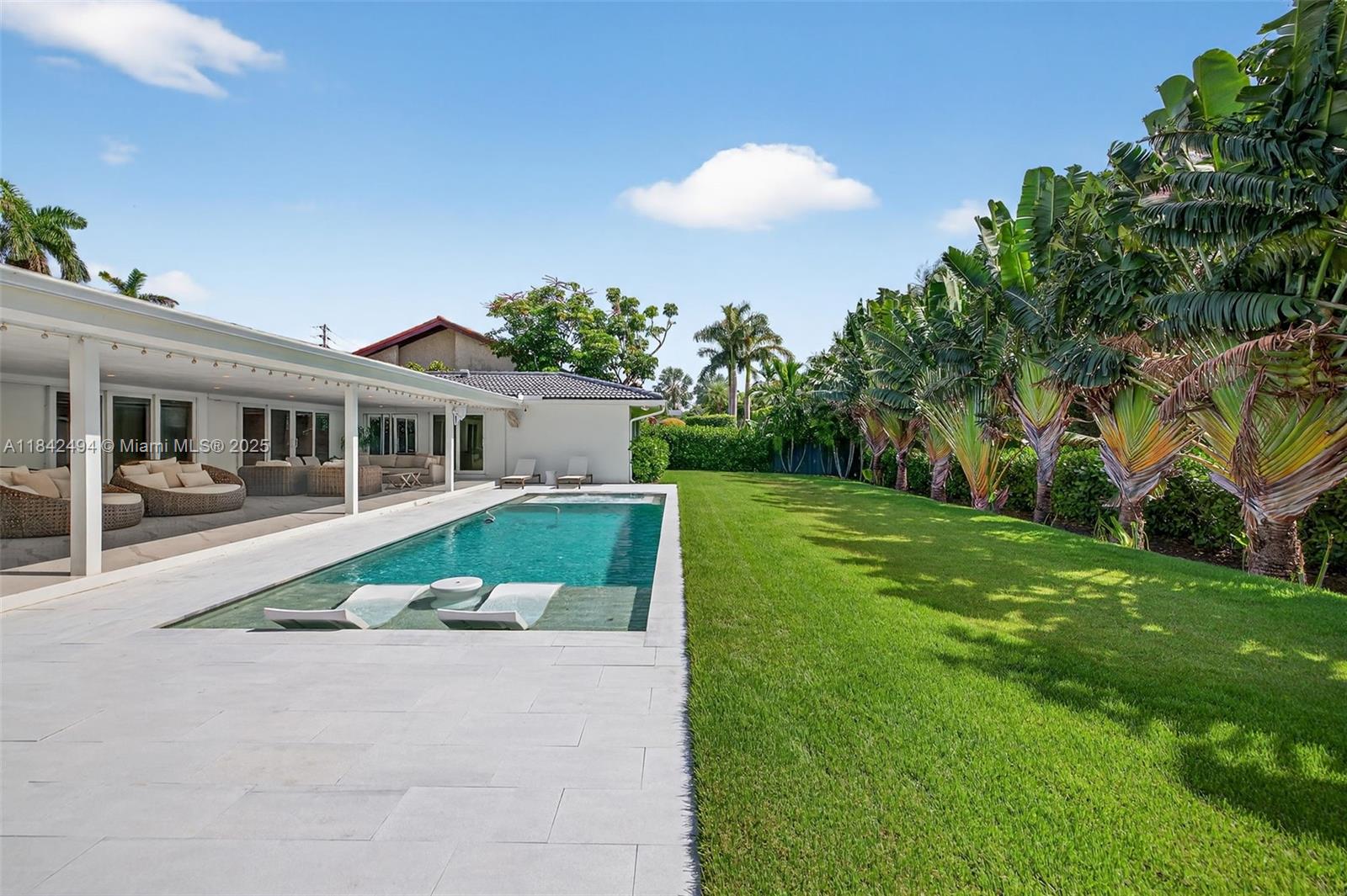 DIPLOMAT GOLF ESTATES - Residential