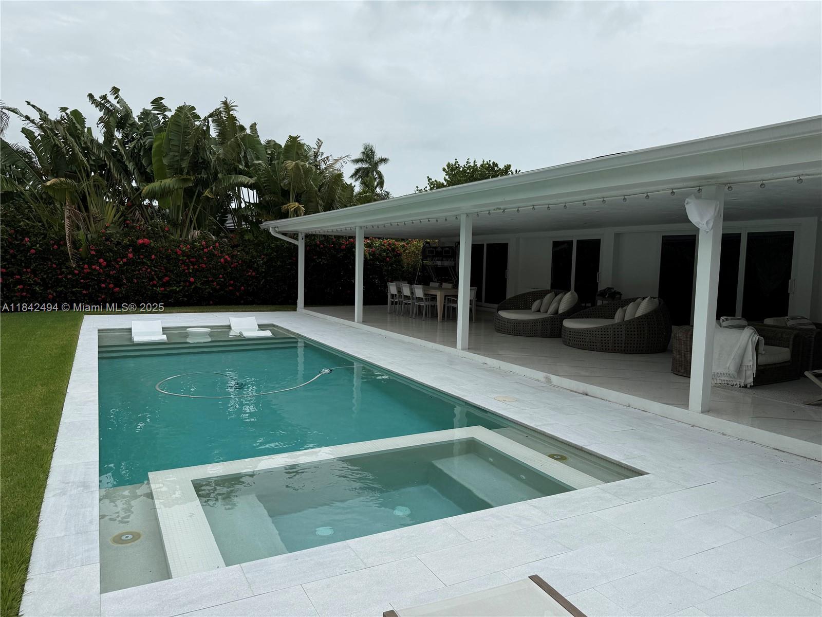 1001 Diplomat Pkwy, Hallandale Beach, FL, 33009/$2,999,000 1 1001 Diplomat Pkwy