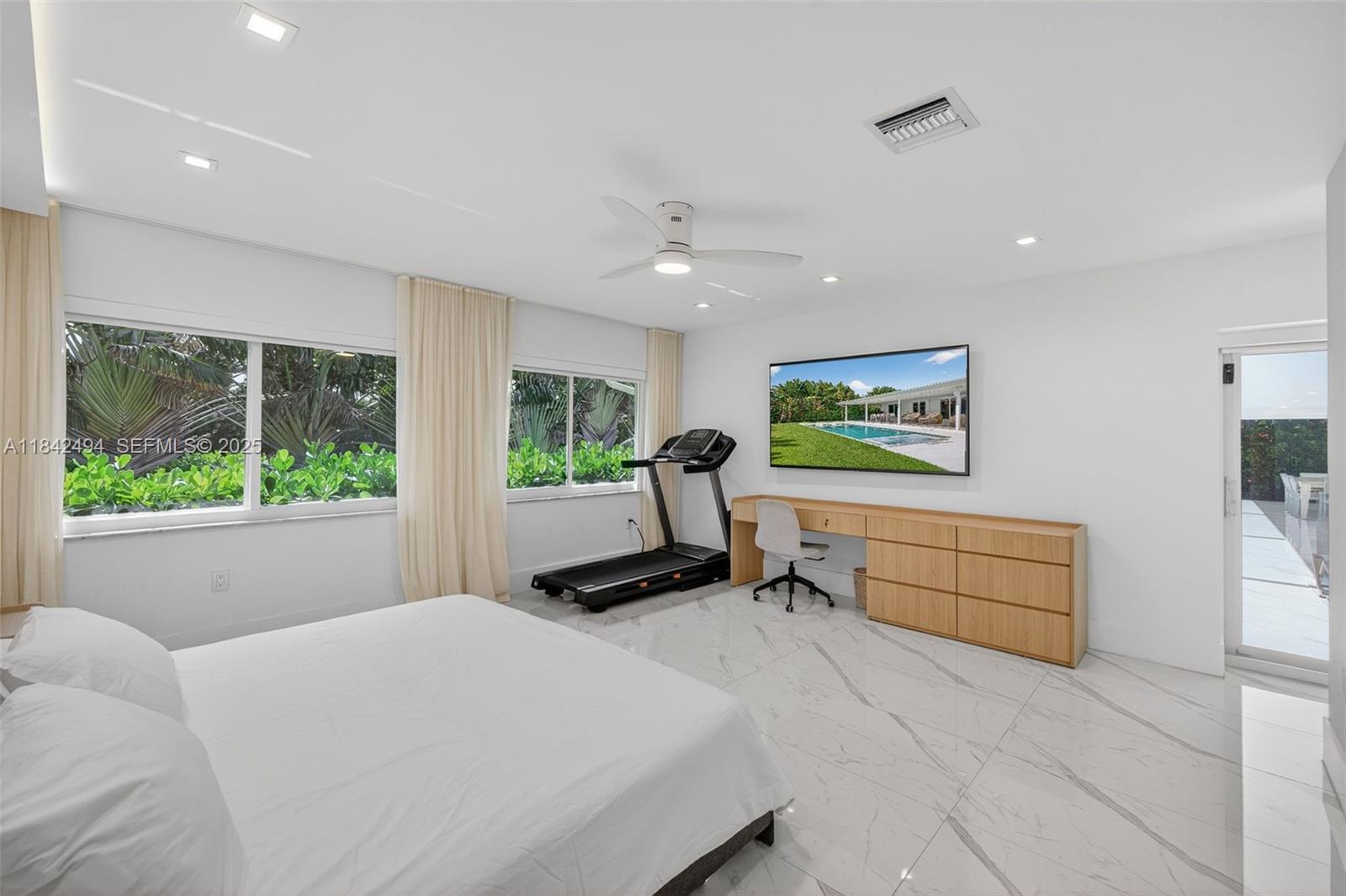 DIPLOMAT GOLF ESTATES - Residential