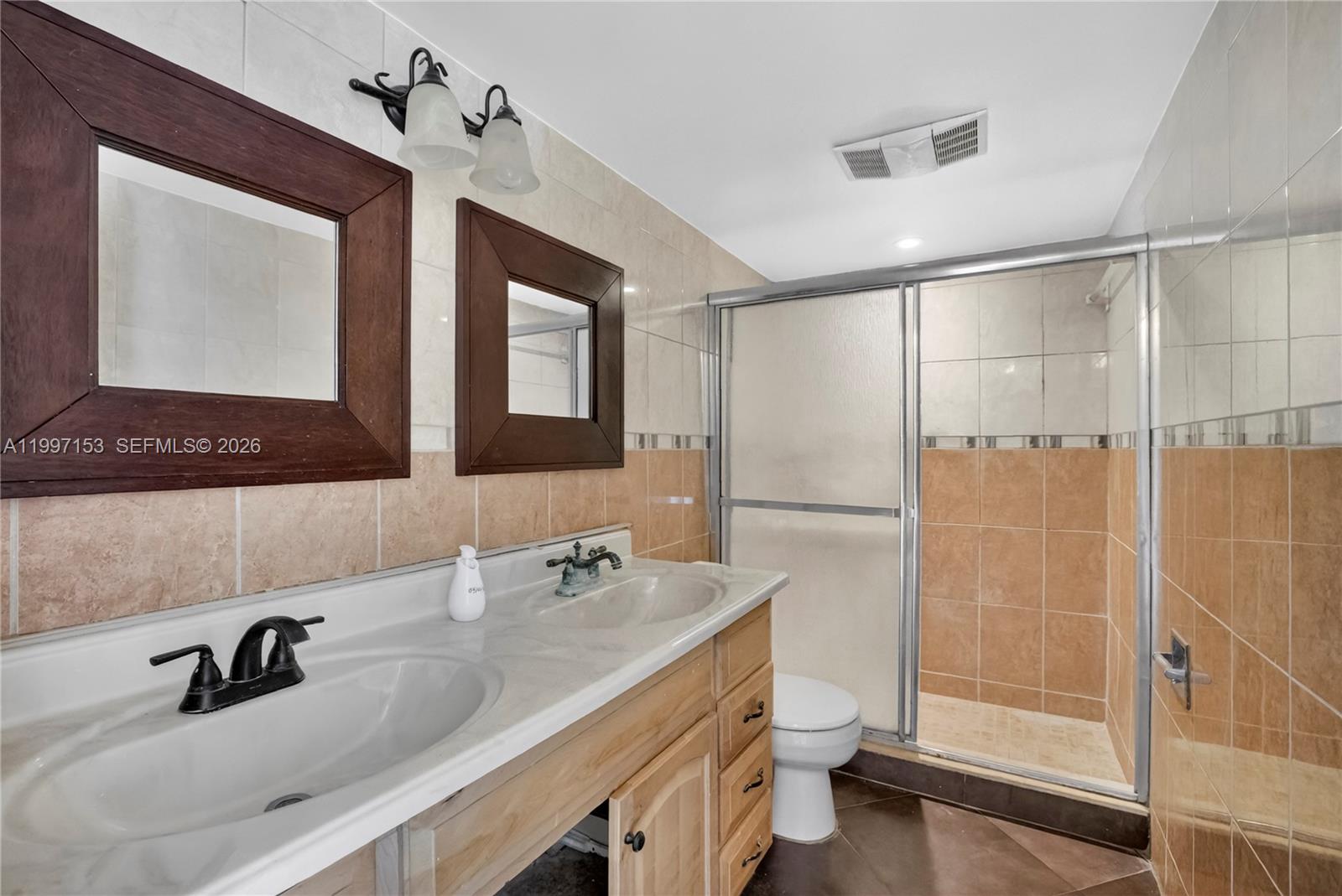 INVERRARY COUNTRY CLUB - Residential