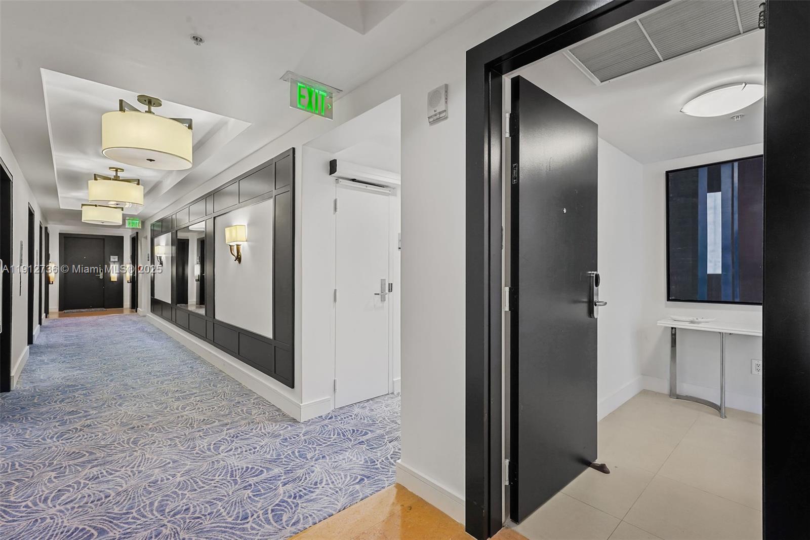 NORTH CARILLON BEACH COND - Residential