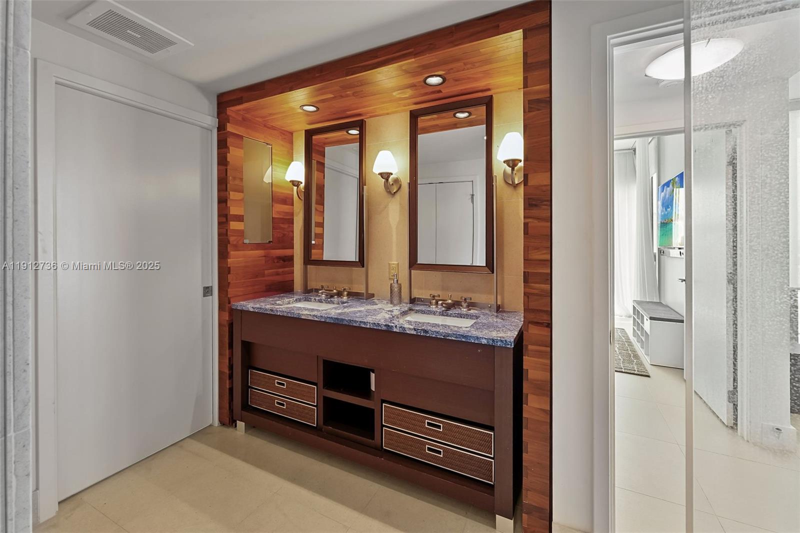 NORTH CARILLON BEACH COND - Residential