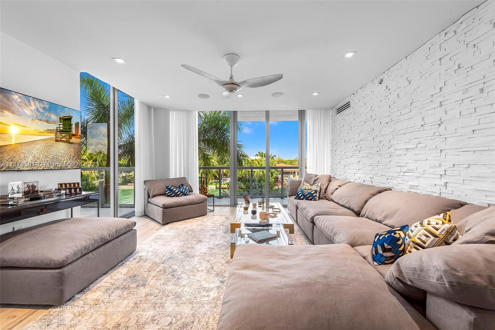 Property for Sale at 9940 W Bay Harbor Dr 3H-N, Bay Harbor Islands, Miami-Dade County, Florida - Bedrooms: 3 
Bathrooms: 3  - $1,895,000