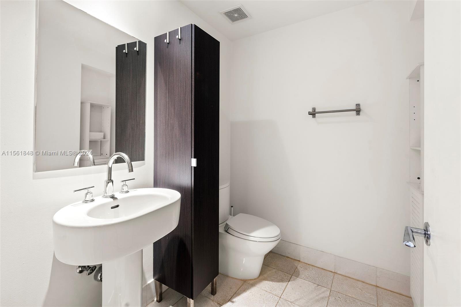 ARTECH RESIDENCES AT AVEN - Residential