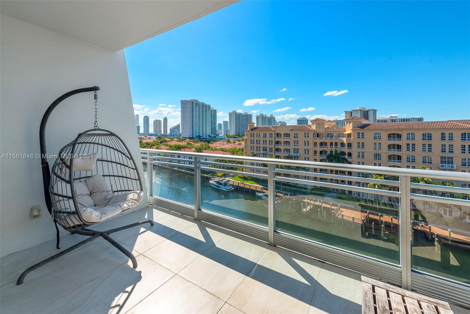 ARTECH RESIDENCES AT AVEN - Residential