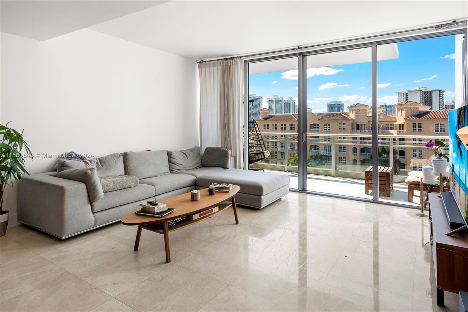 ARTECH RESIDENCES AT AVEN - Residential