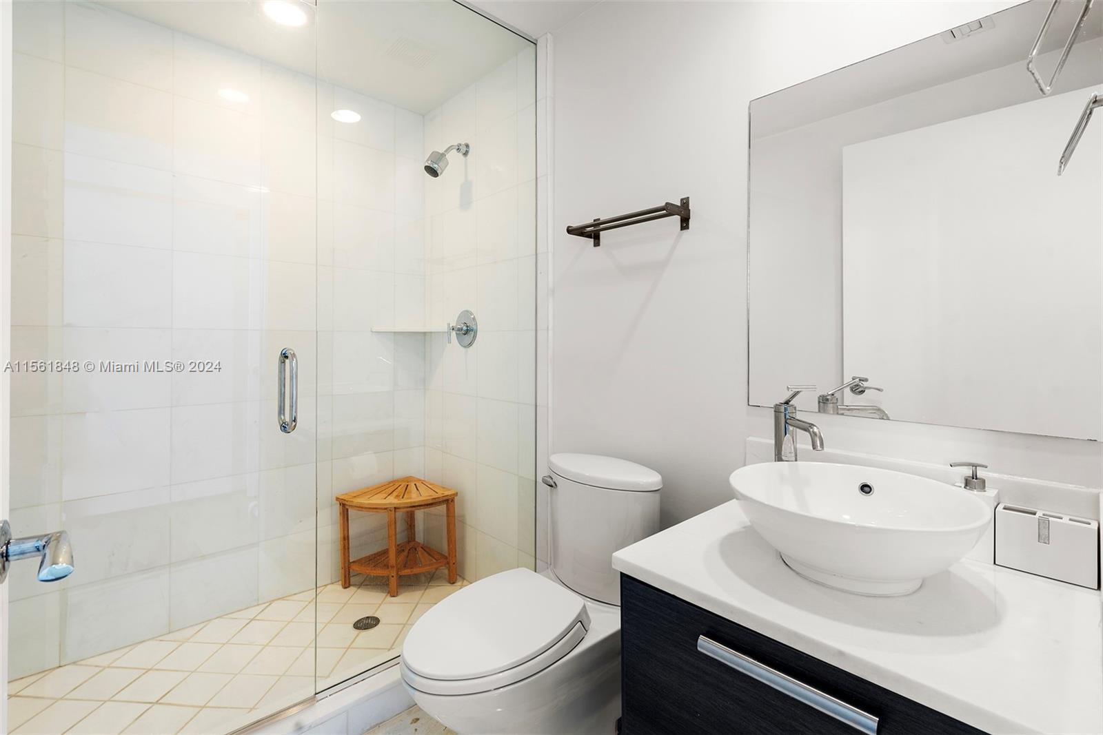 ARTECH RESIDENCES AT AVEN - Residential