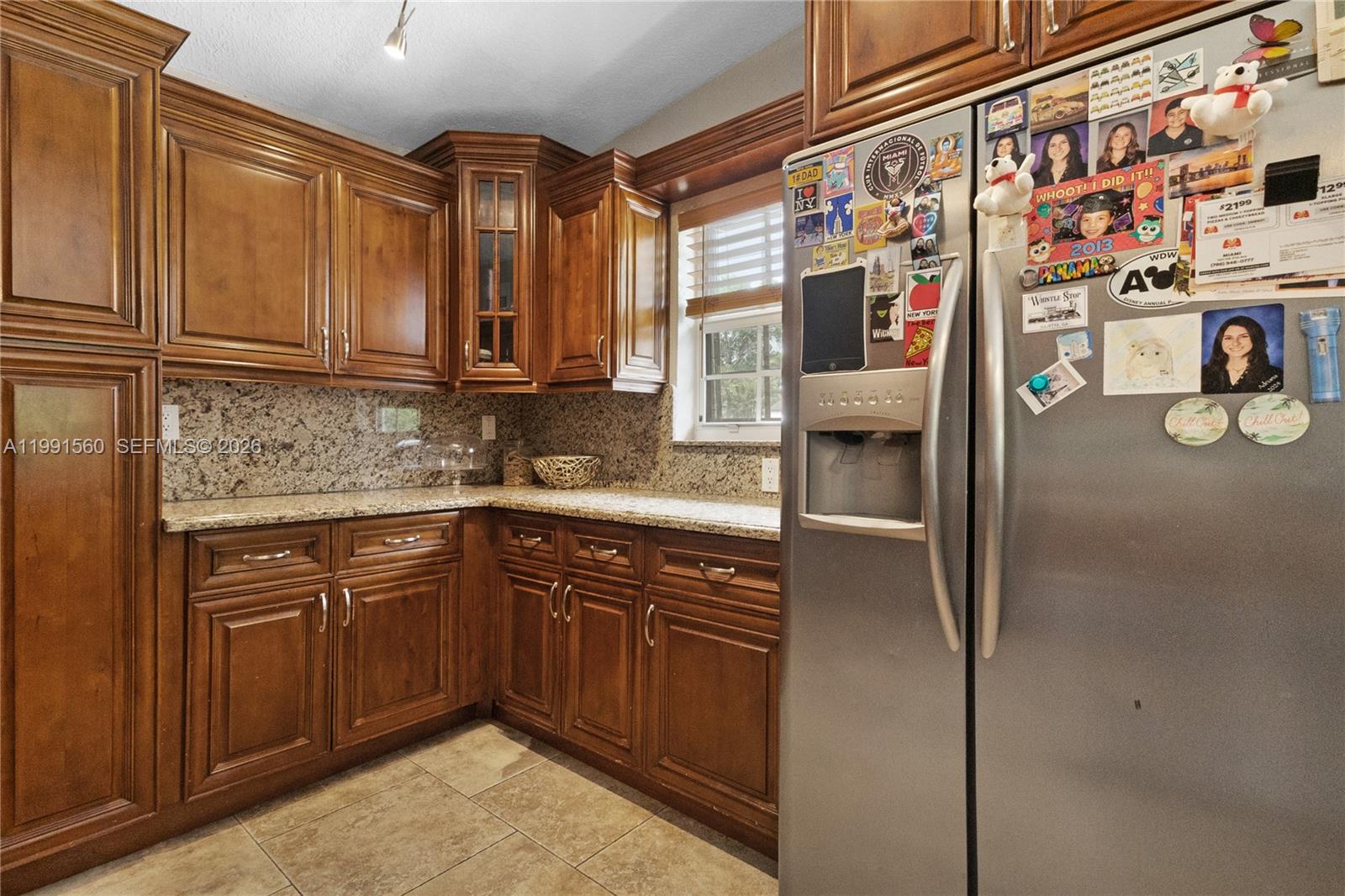 EUGENIA GROVES PARK - Residential