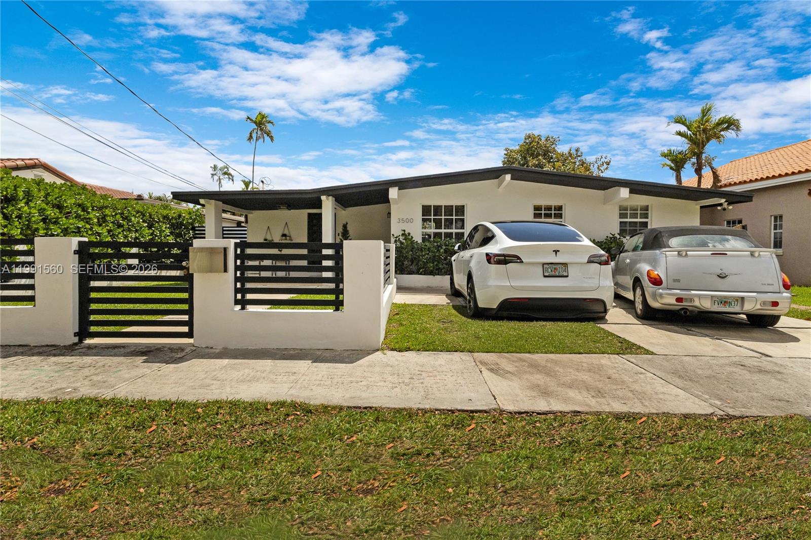 EUGENIA GROVES PARK - Residential