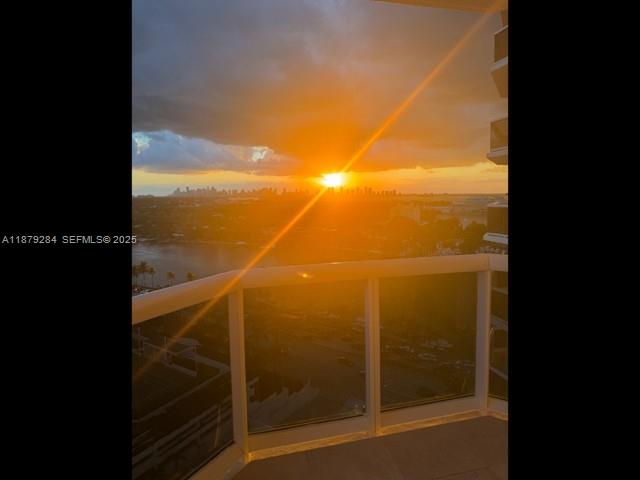 BLUE DIAMOND CONDO - Residential