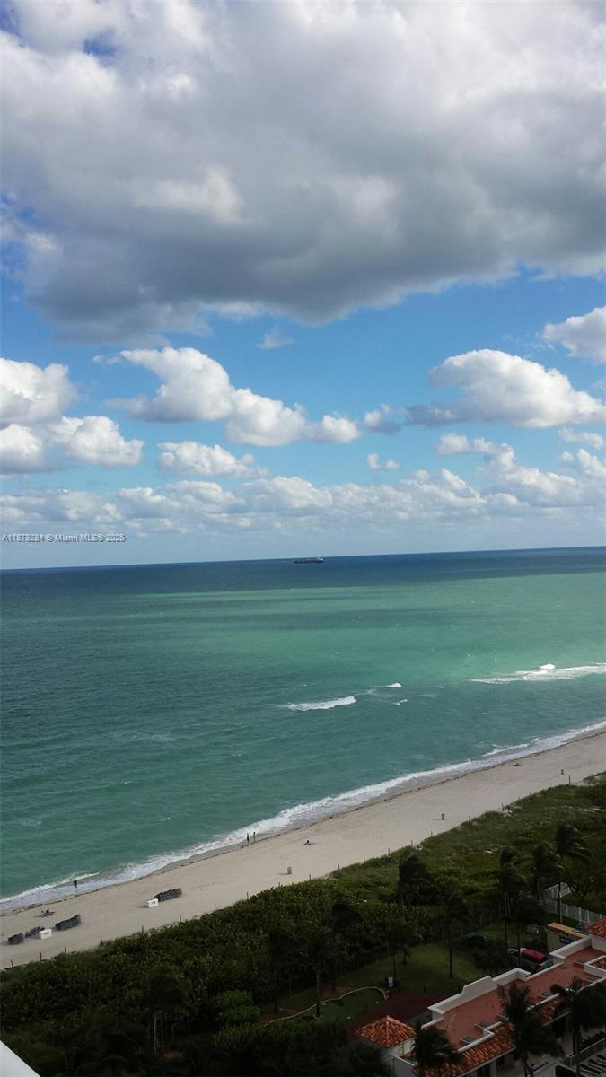 BLUE DIAMOND CONDO - Residential