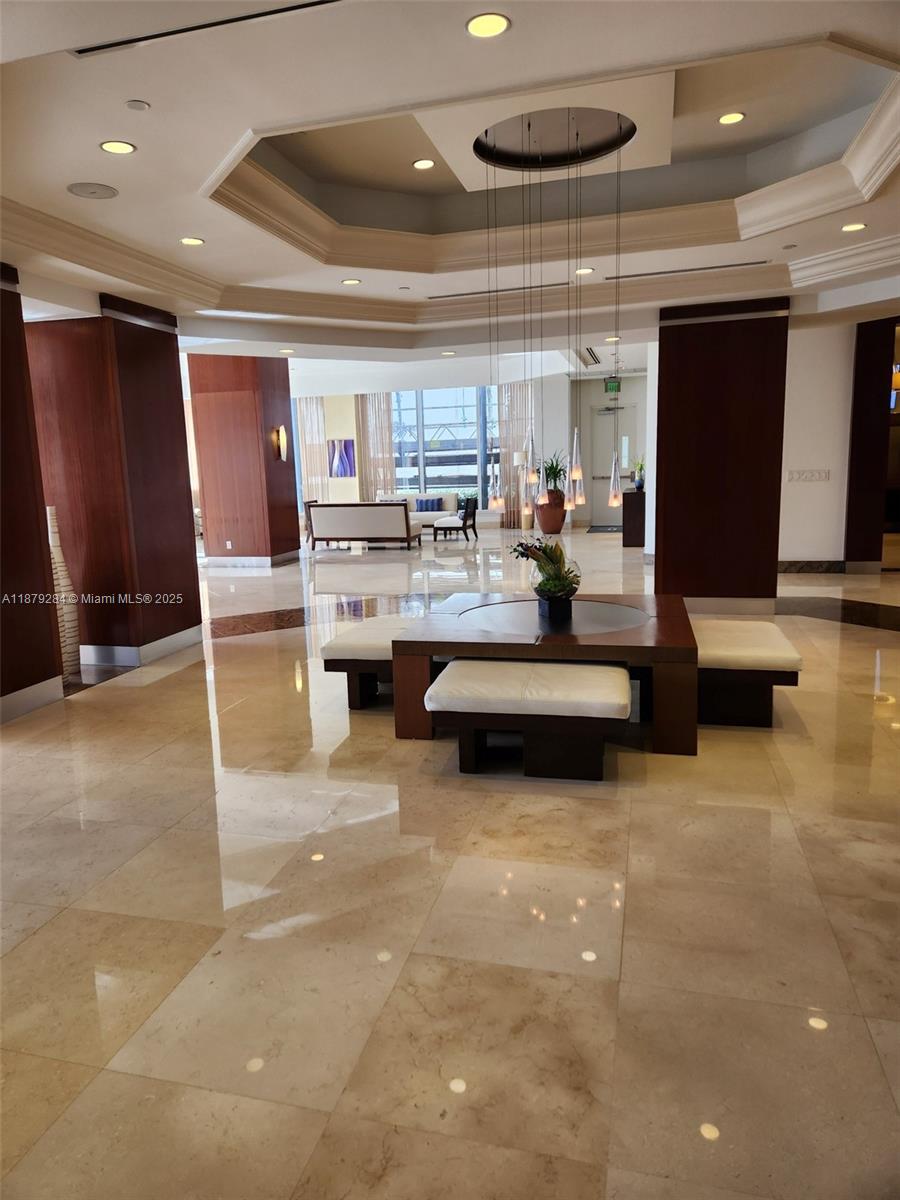 BLUE DIAMOND CONDO - Residential