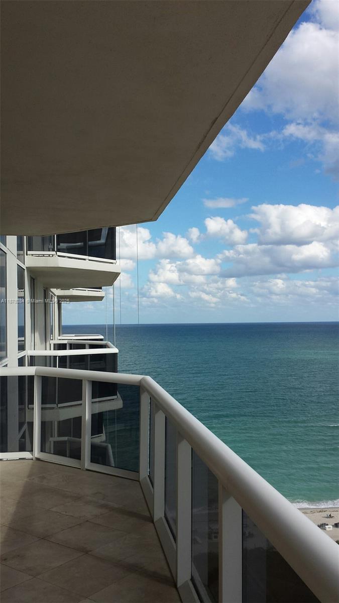 BLUE DIAMOND CONDO - Residential