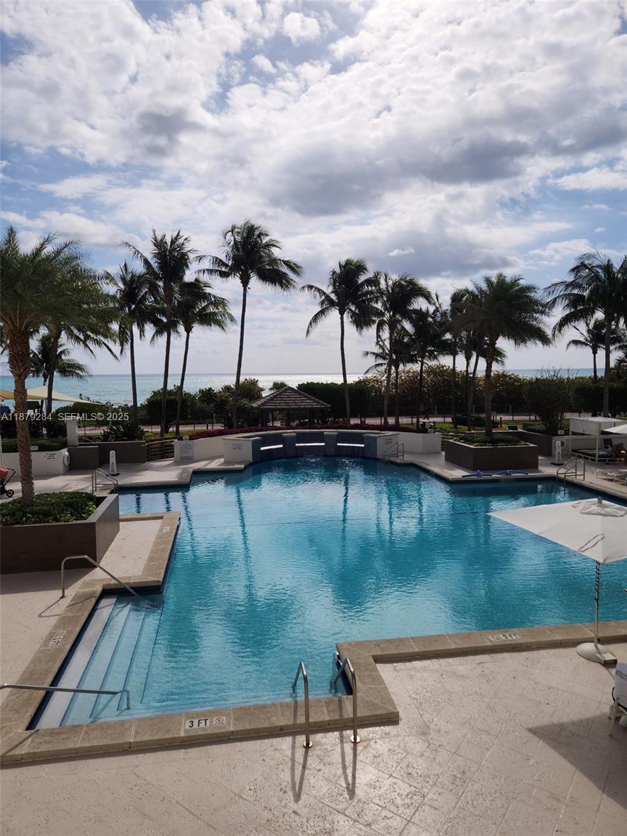 BLUE DIAMOND CONDO - Residential