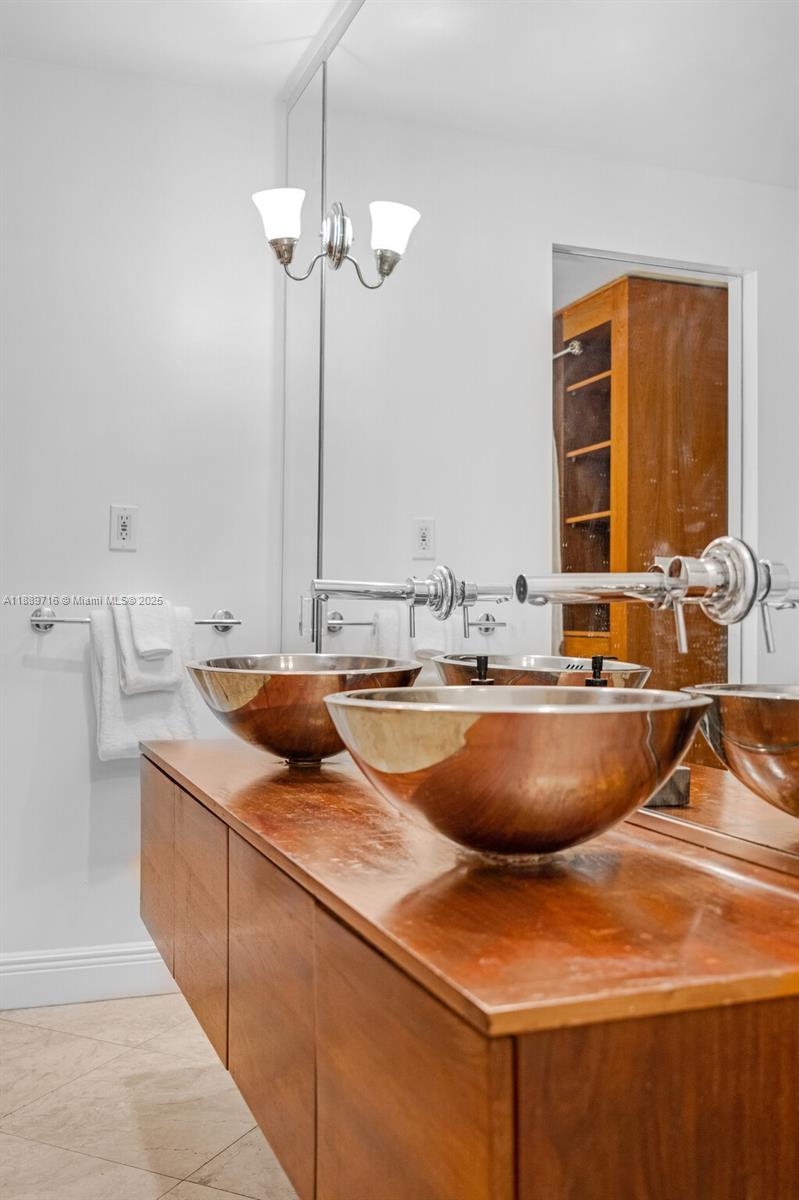 THE FLATS AT MORNINGSIDE - Residential Lease