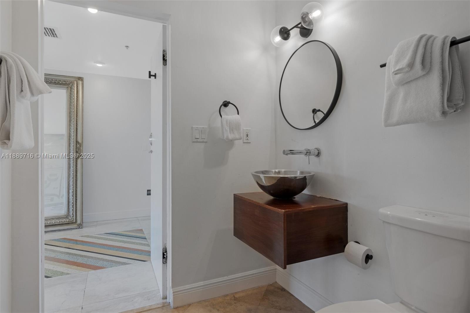 THE FLATS AT MORNINGSIDE - Residential Lease