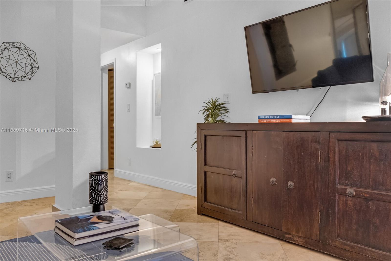 THE FLATS AT MORNINGSIDE - Residential Lease