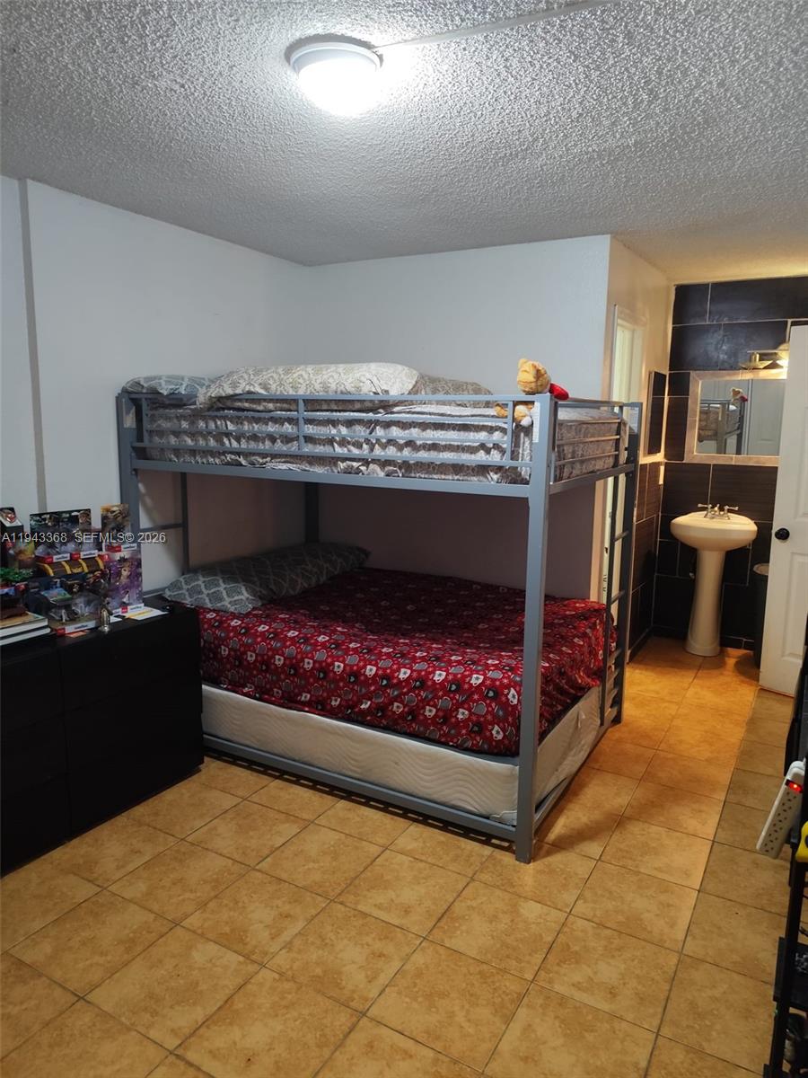 POINT SOUTH CONDO - Residential