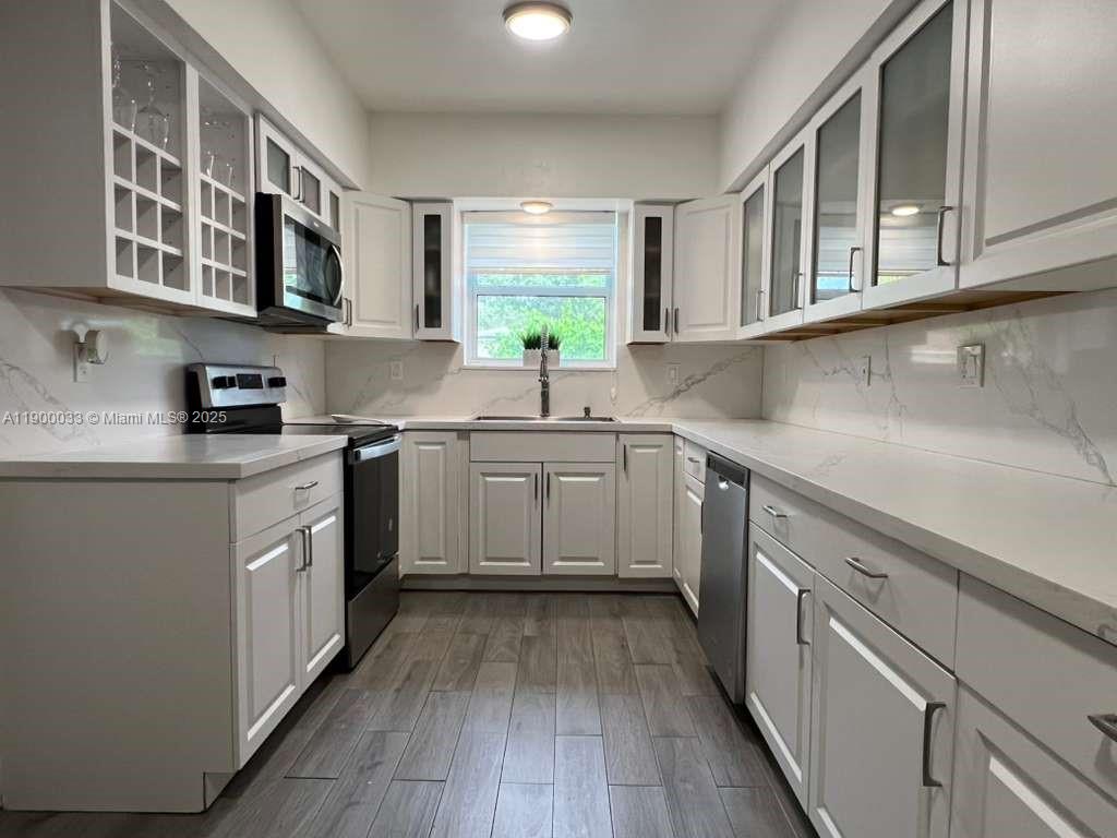 ARCH CREEKS ESTATES - Residential