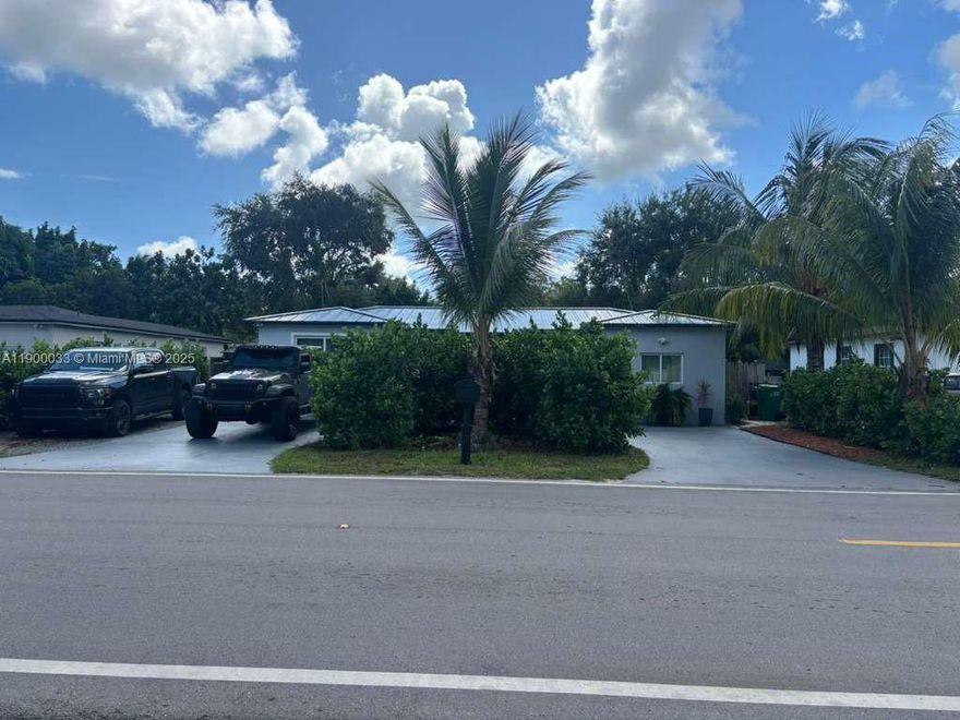 Great property loctaed at only 15 min from the beach. New Roof, New windows everything just updated. Ready to add mother-in-law suit.