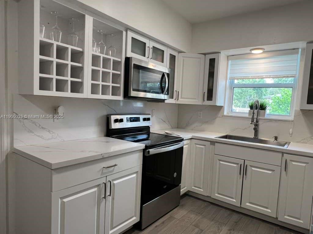 ARCH CREEKS ESTATES - Residential