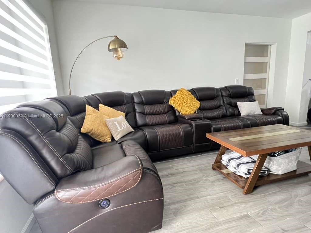 ARCH CREEKS ESTATES - Residential